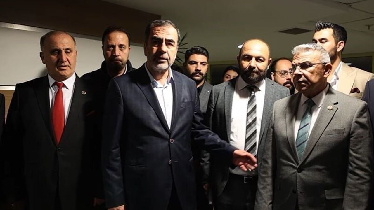 Aydın Meclisi Geriliminde AK Parti'den CHP'ye: 'Tutarlı Siyaset Yapın' Çağrısı