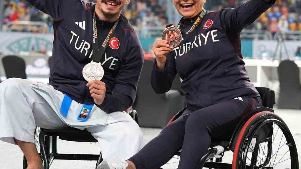 Aydınlı Berkay Uslu, Para Karate Dünya Şampiyonası'nda Gümüş Madalya