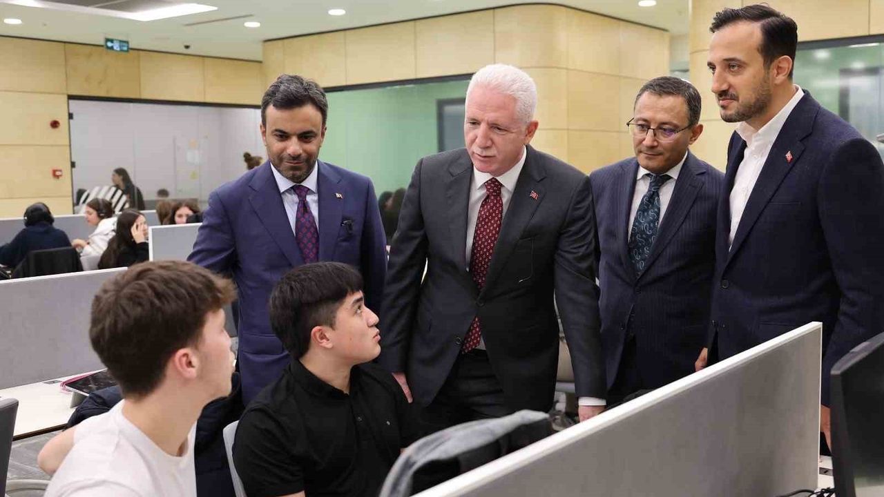 Bağcılar’da Nurullah Genç Etüt Merkezi ve Kütüphanesi Açıldı