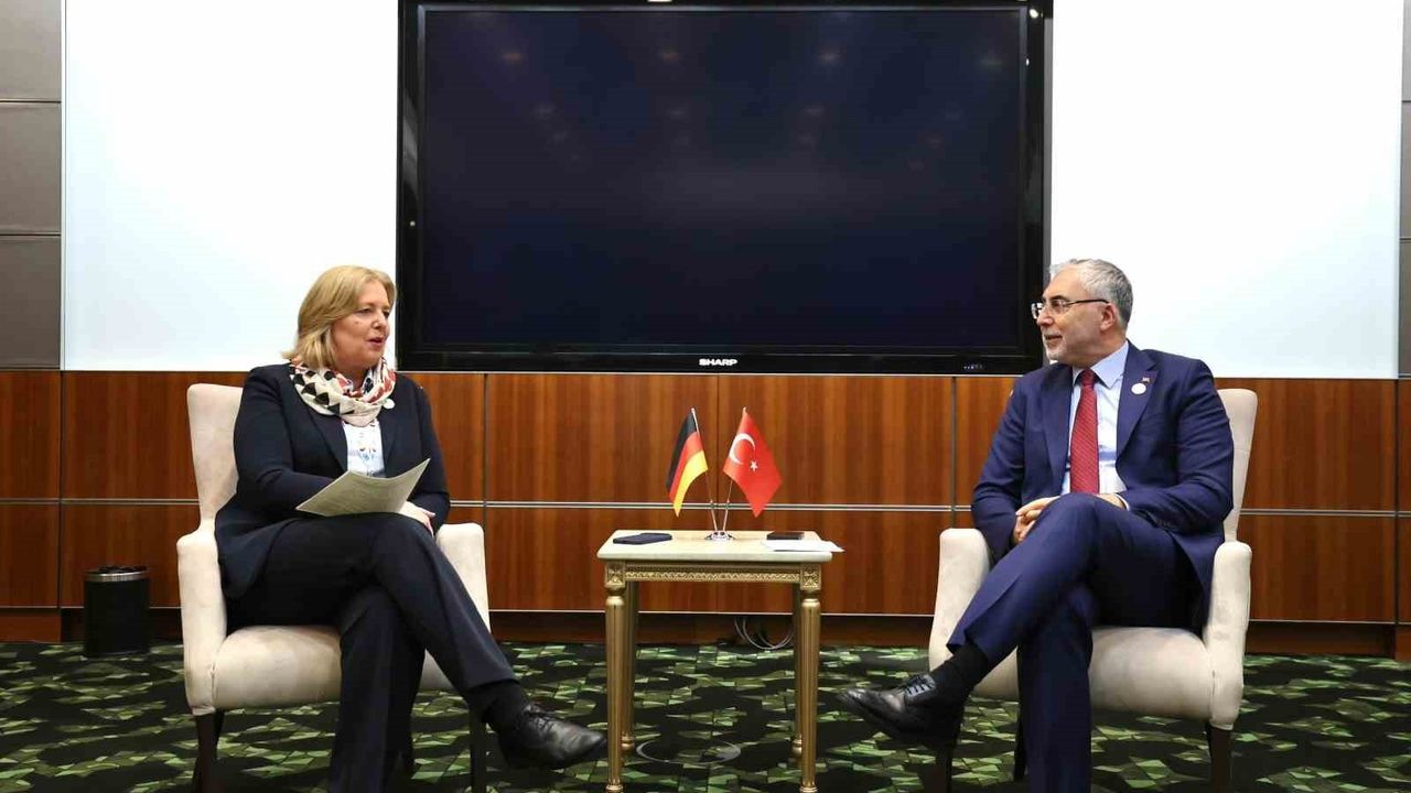 Bakan Işıkhan Doha’da Almanya Bakanı Barbel Bas ile Görüştü — İşgücü Anlaşması ve 8. Ortak Çalışma Grubu
