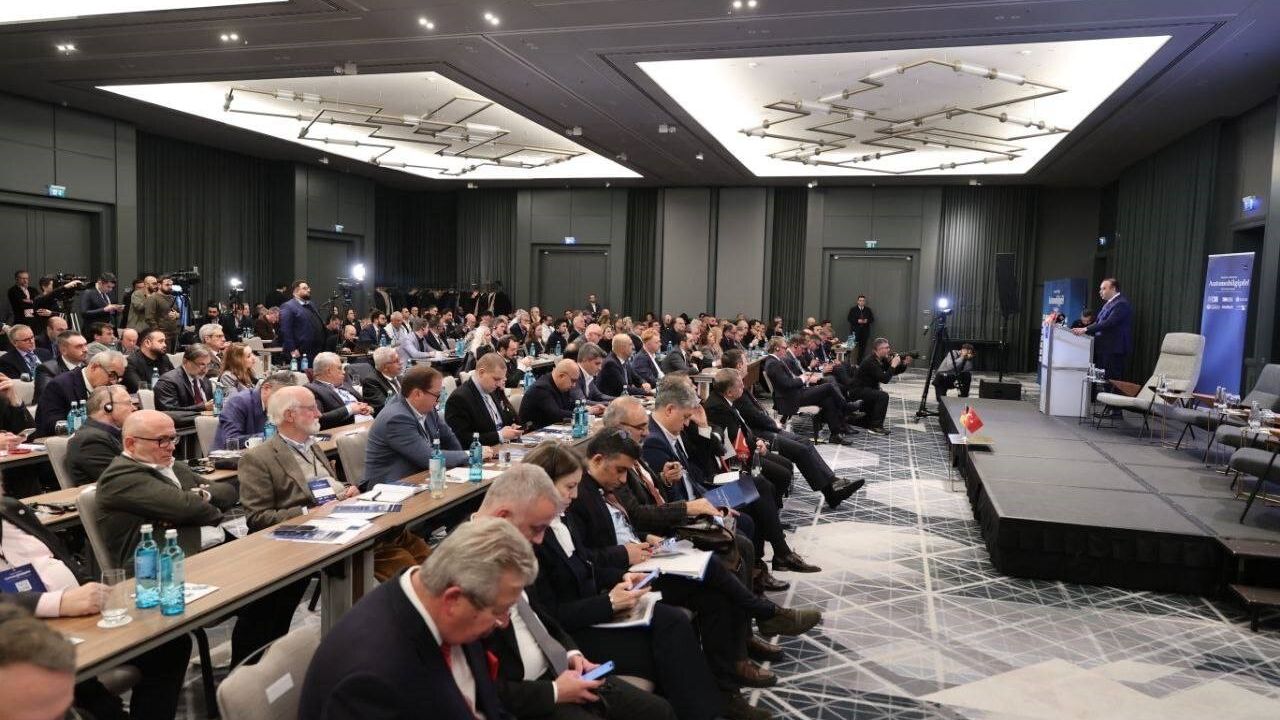 Bakan Kacır: Alman Firmalarını Türkiye’nin Güçlü Yatırım Zeminine Davet Ediyoruz