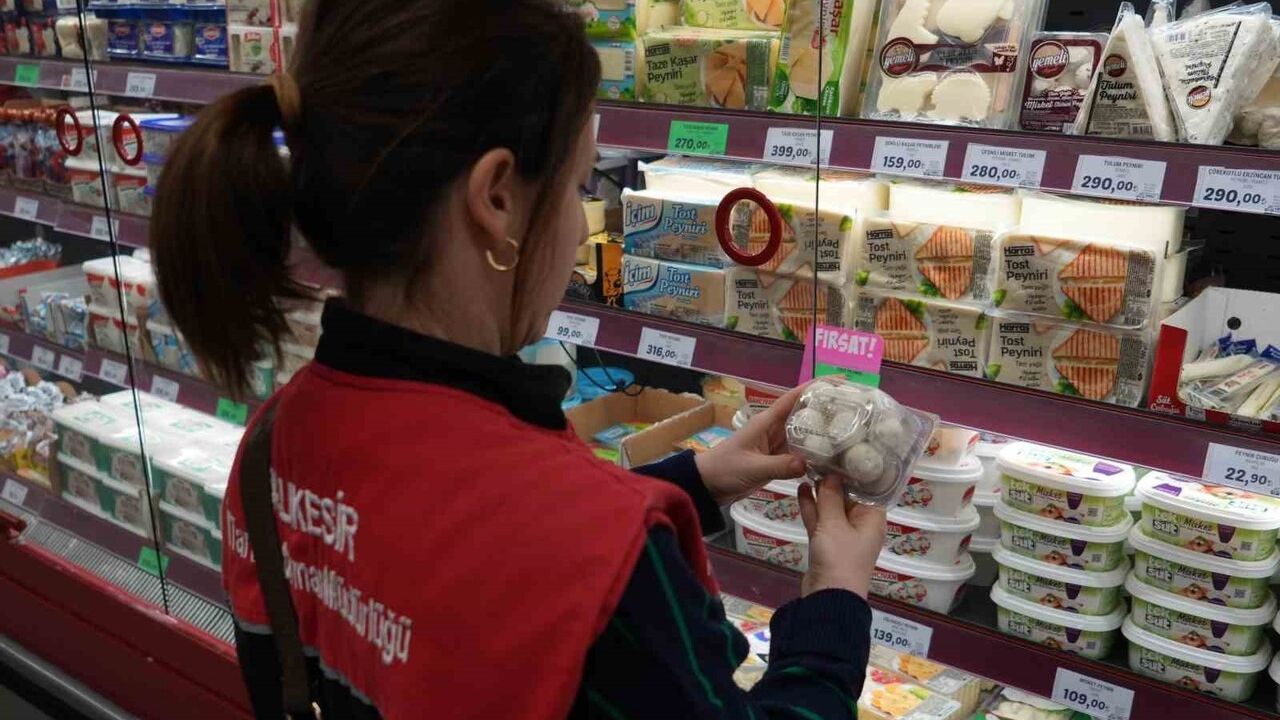 Balıkesir'de Gıda Denetimleri Arttı: İl Müdürü Düzgün Açıklama