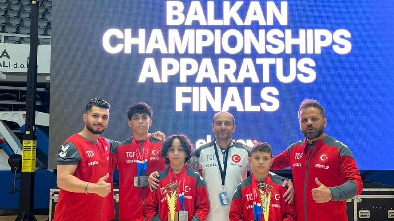 Balkan Şampiyonası'nda Kayserili Emir ve Dur'dan Madalya Yağmuru