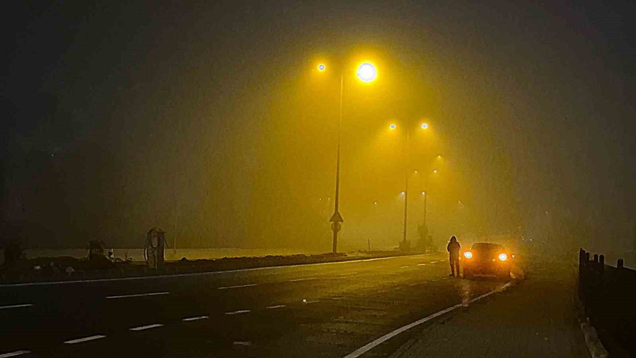 Bartın'da Yoğun Sis: Görüş Zaman Zaman 10 Metrenin Altına Düştü