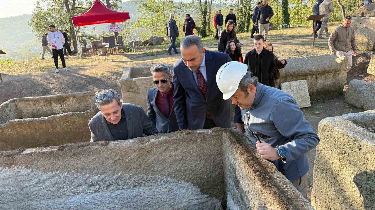 Bartın Üniversitesi Tios Antik Kenti'nde 1317 Eser Gün Yüzüne Çıkardı