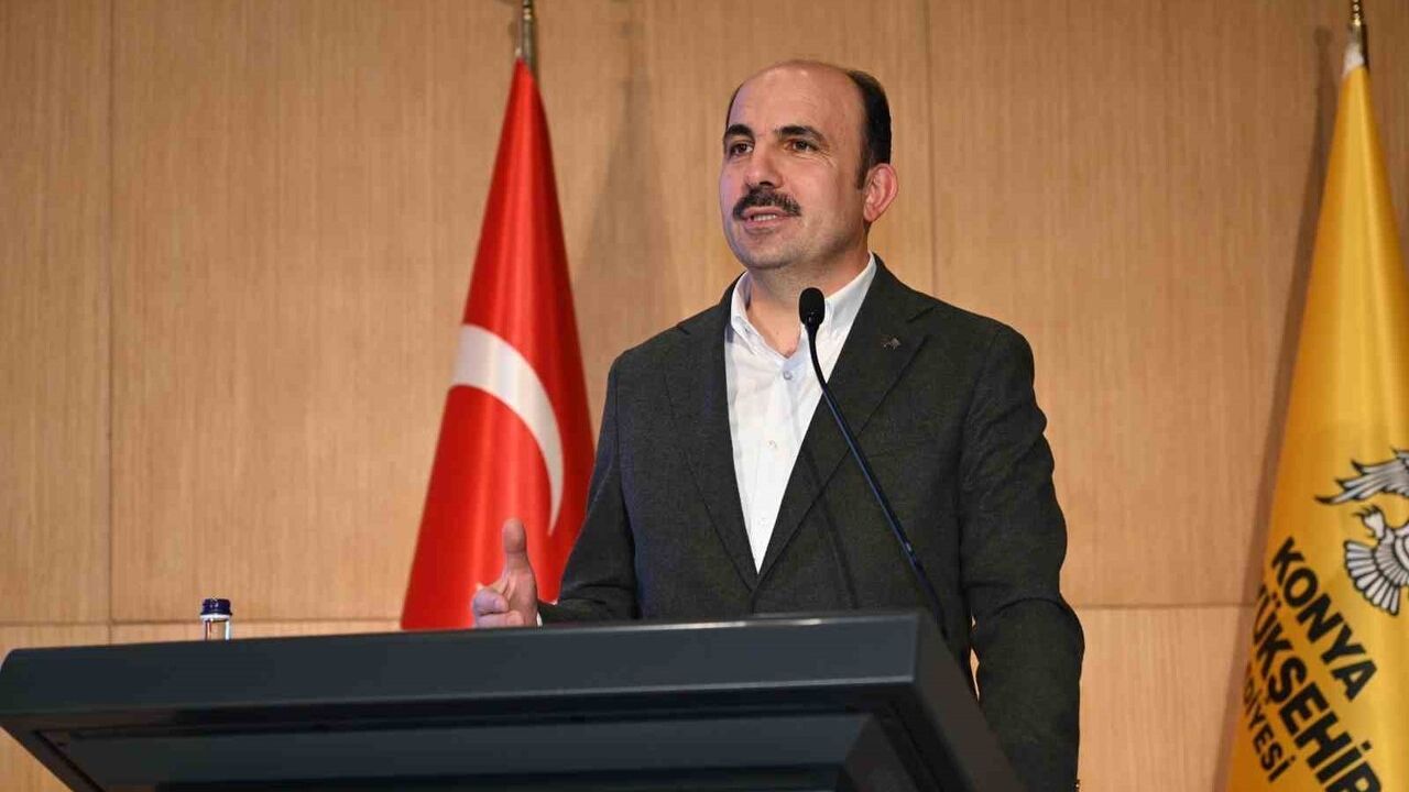 Başkan Altay: Ailesi Konya’da İkamet Eden 30 Bin Üniversite Öğrencisine 10 Bin Lira Eğitim Desteği