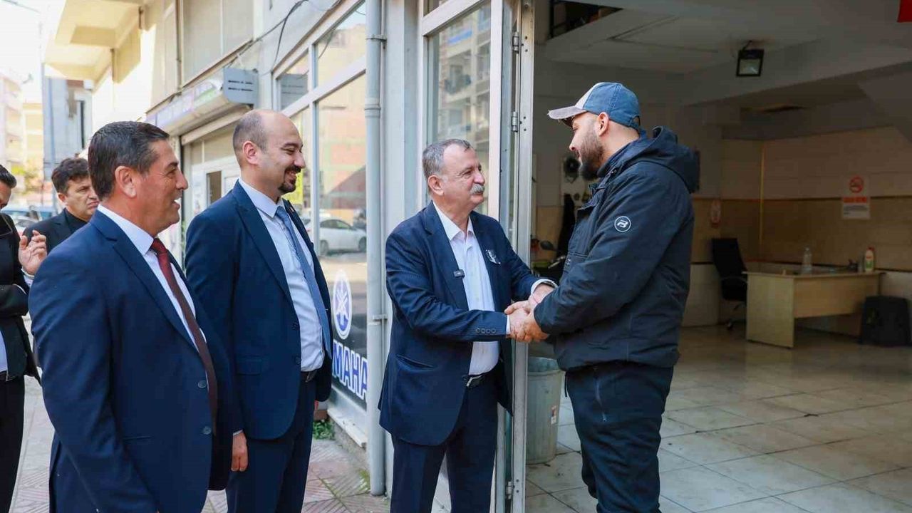 Başkan Balaban Yenimahalle'de Esnafla Buluştu