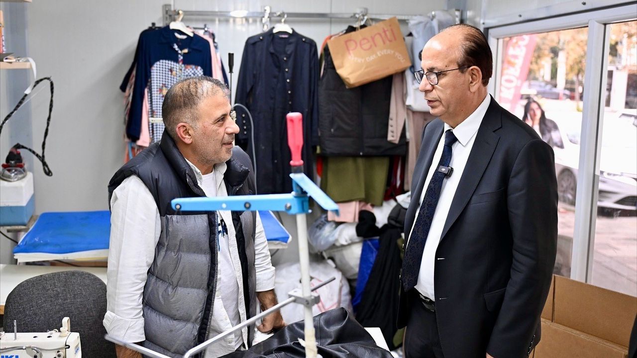 Başkan Geçit'ten Yeşilyurt'ta Esnaf Ziyaretleri: Talepler Yerinde Değerlendirildi