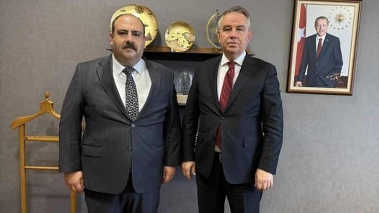 Başkan Hamamcı Ankara'da İnönü'nün Projelerini Görüştü