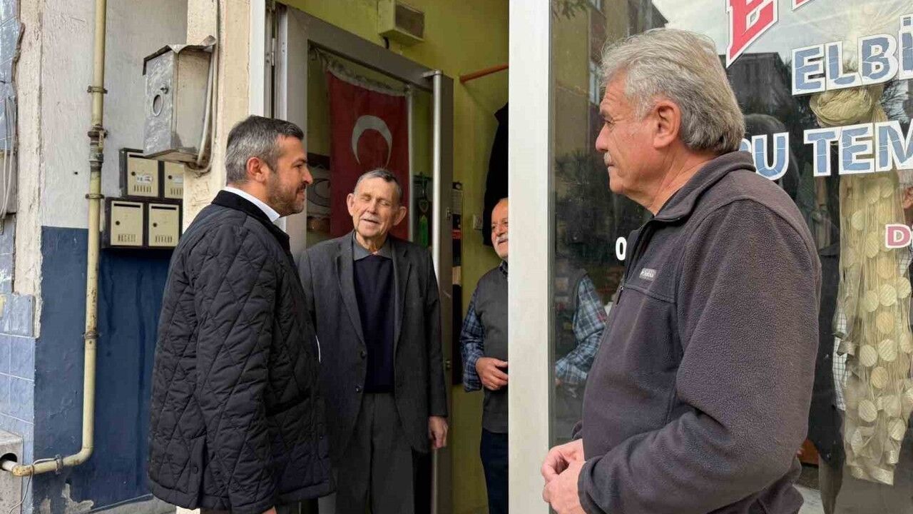 Başkan Özkan Çetinkaya Yeşil Mahalle Taşkent Caddesi'nde Vatandaşla Buluştu