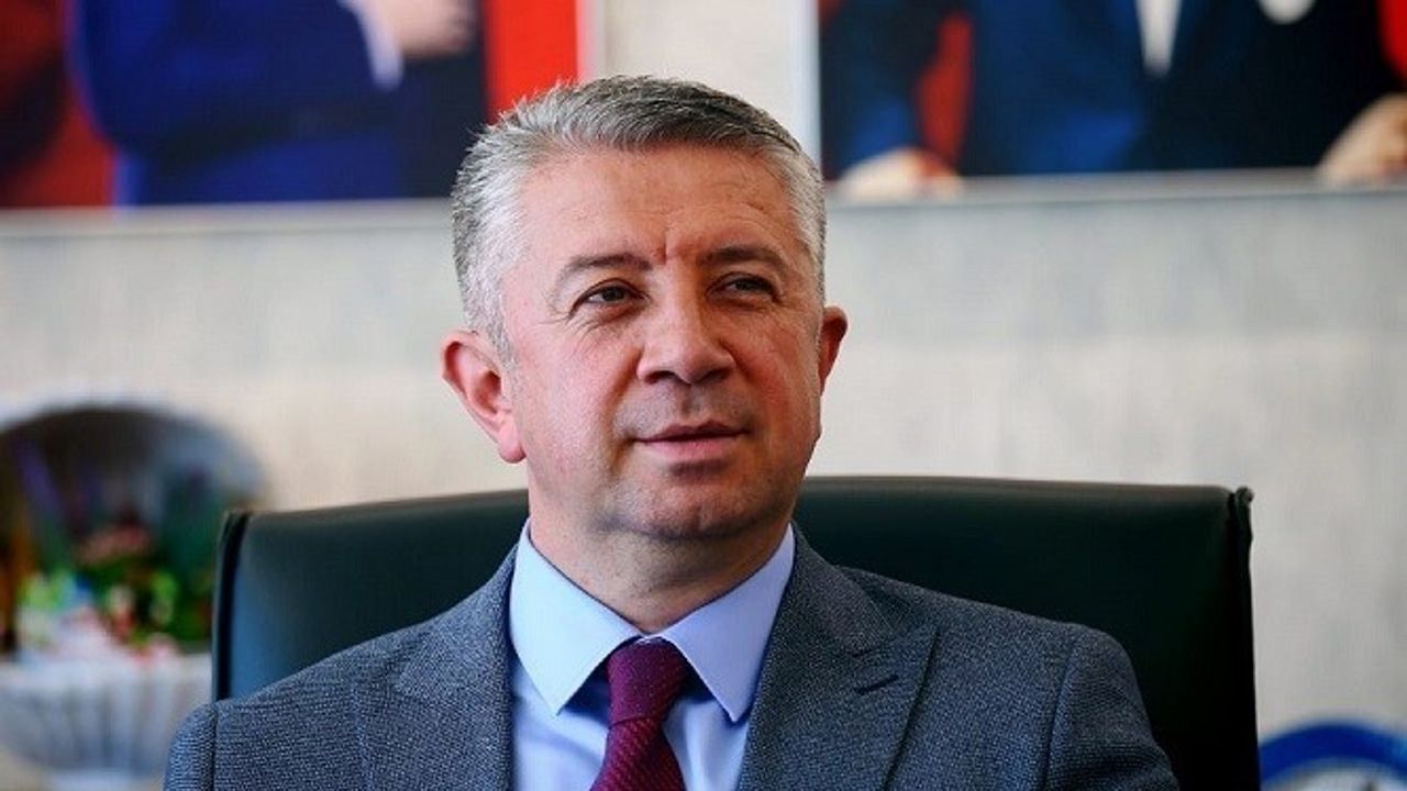 Başkan Sarıkaya Uyardı: 'Mobilyayı Görüp Test Edin' — Online Dolandırıcılığa Dikkat