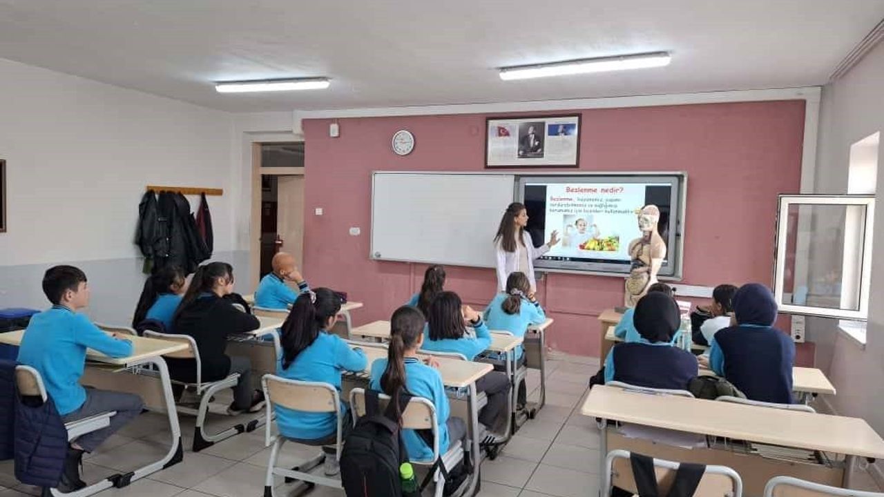 Bayburt'ta 535 Öğrenciye 'Sağlıklı Yaşam' Eğitimi