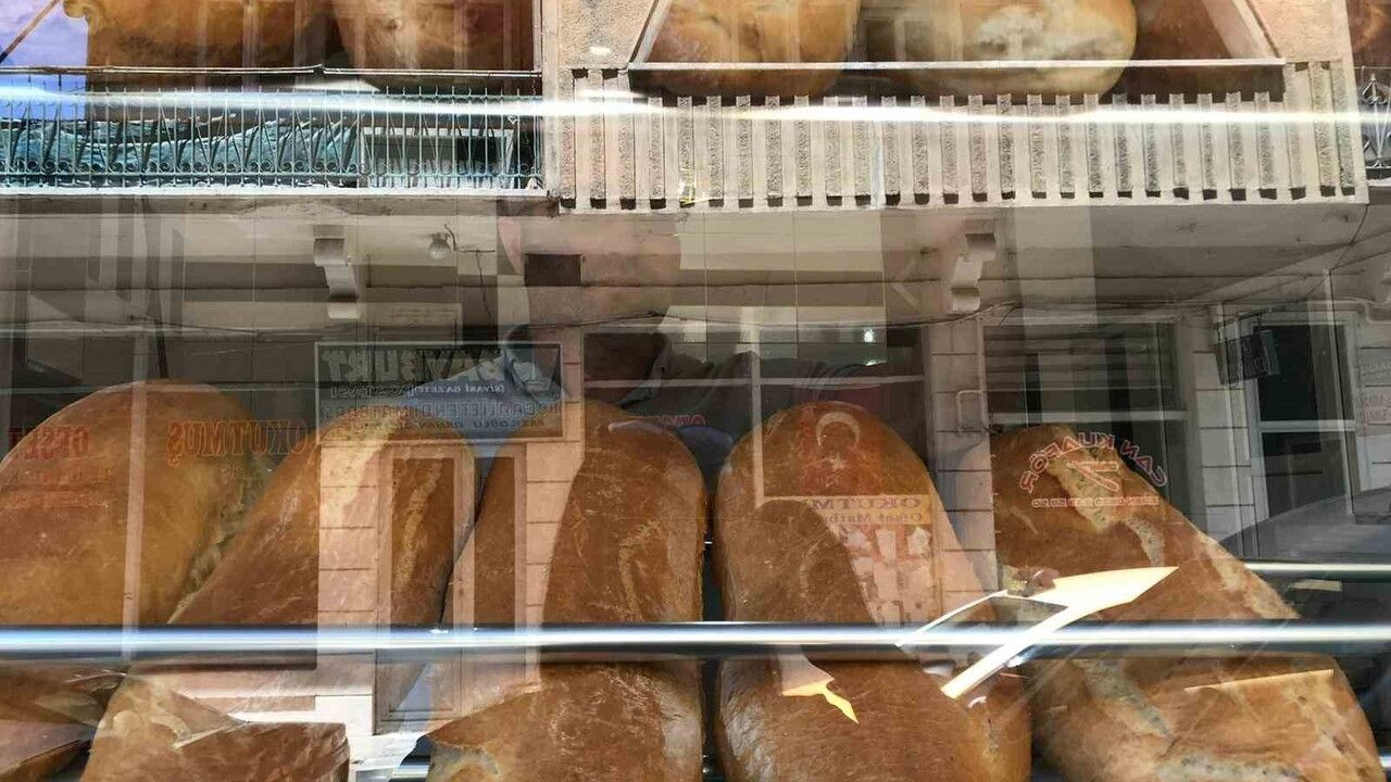 Bayburt'ta ekmek 15 TL oldu: 230 gram için yeni tarife