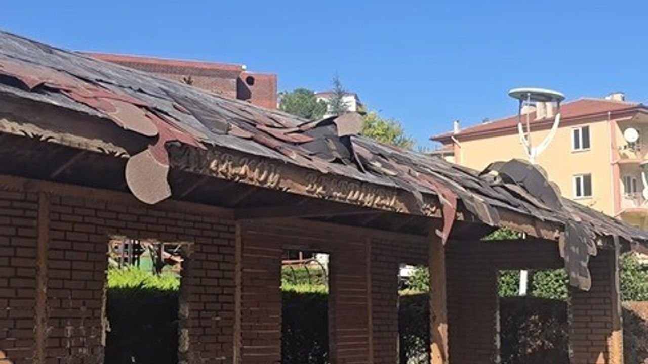 Bayırköy'e Modern Akıllı Durak: Isıtma ve 7/24 Güvenlik