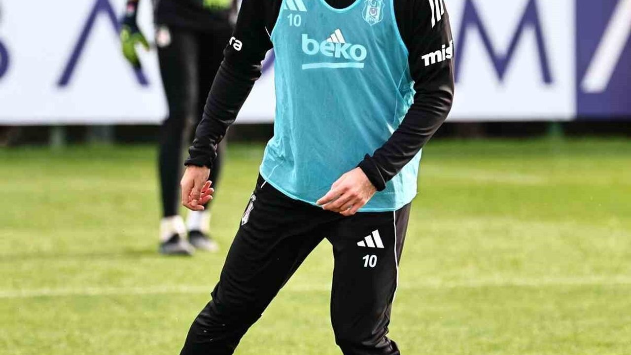 Beşiktaş, Fatih Karagümrük Maçı Hazırlıklarını Sergen Yalçın'la Sürdürdü