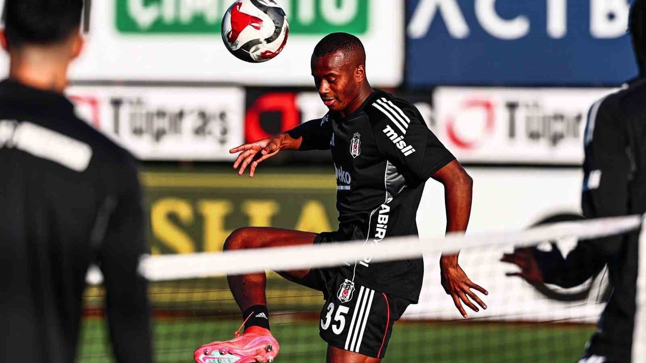 Beşiktaş, Samsunspor Hazırlıklarını Çift Antrenmanla Sürdürdü