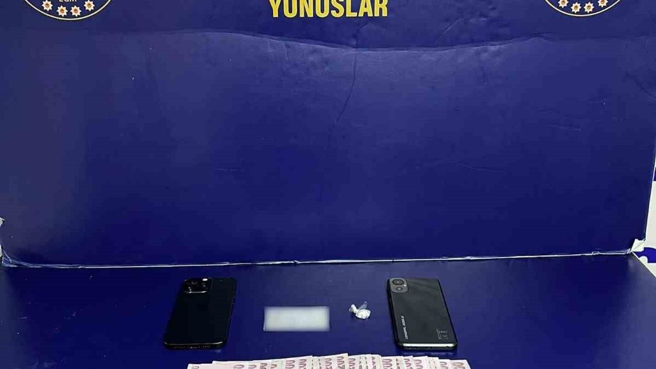 Beşiktaş'ta Torpidodaki Gizli Düzenekten Kokain Çıktı: Sürücü Gözaltına Alındı