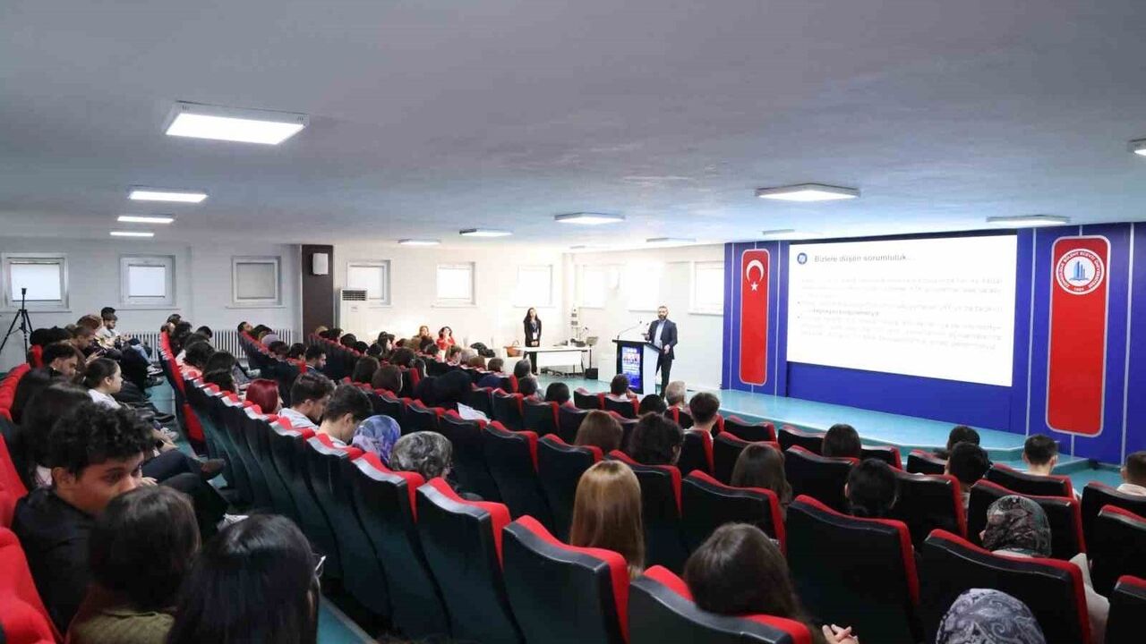 BEUN'da SPK Uzmanları Öğrencilerle Buluştu — 'Sektör Buluşmaları'