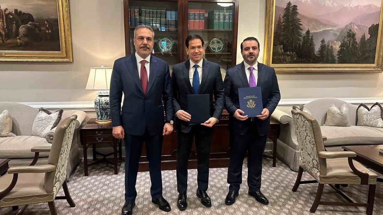 Beyaz Saray'da Türkiye-ABD-Suriye Zirvesi: 10 Mart, SDG Entegrasyonu ve Sezar Yasası