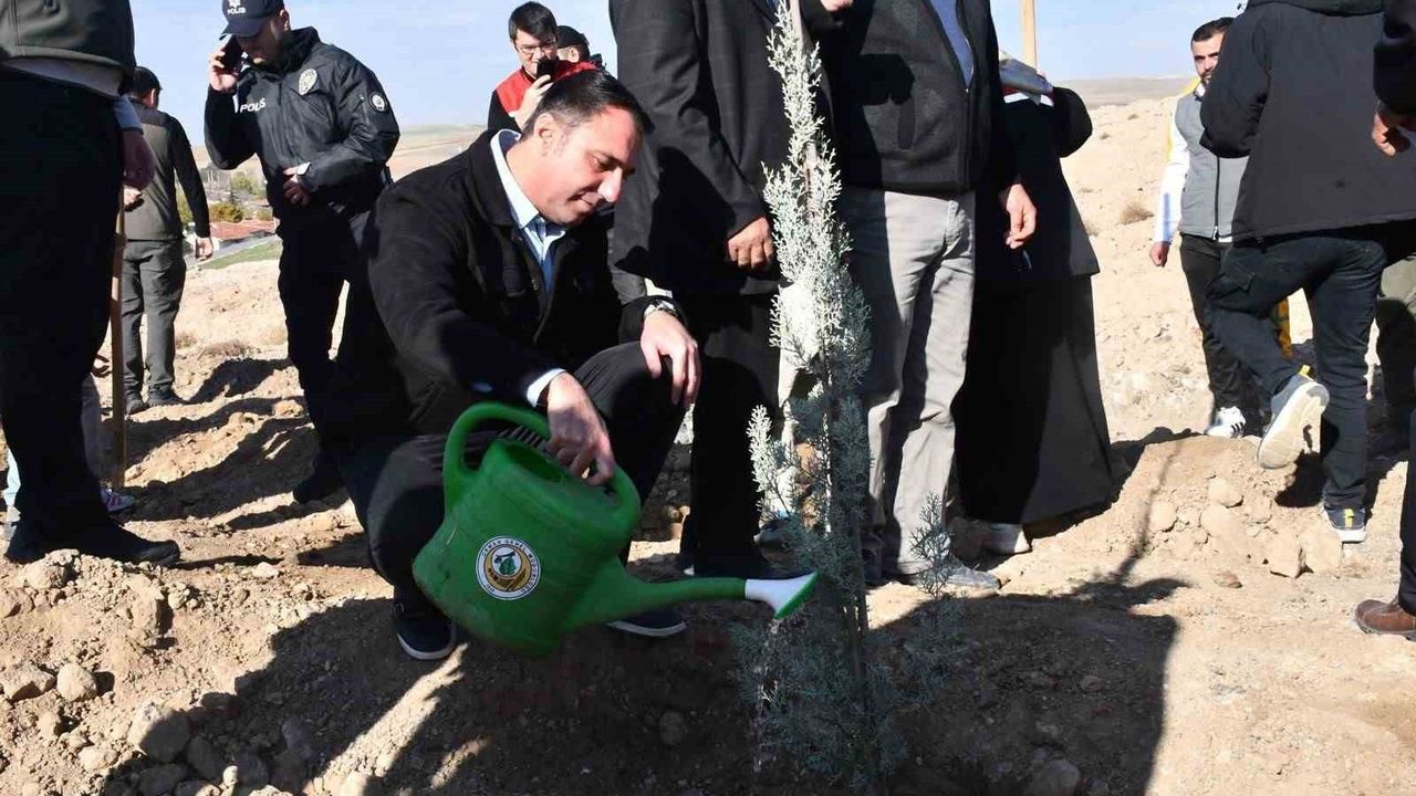 Beylikova'da 5 Bin Fidan: Şehit Eyüp Dereli Anısın…