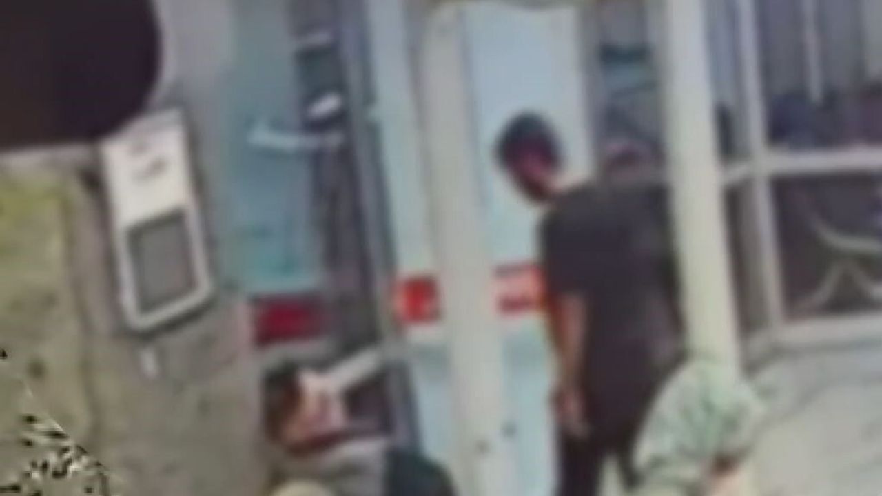 Beyoğlu'da Hastanede Cep Telefonu Hırsızlığı Kamerada: 20 Yaşındaki Şüpheli Tutuklandı