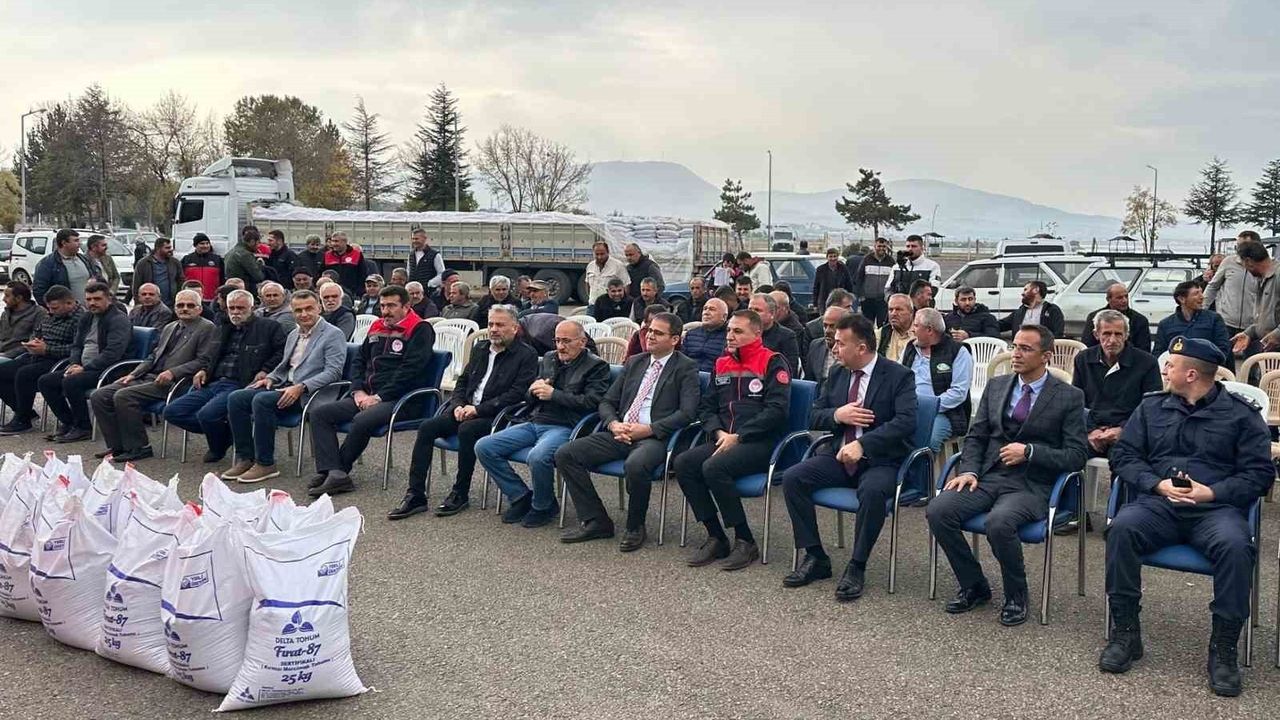 Beyşehir'de 40 Bin Kg Kırmızı Mercimek Tohumu Desteği