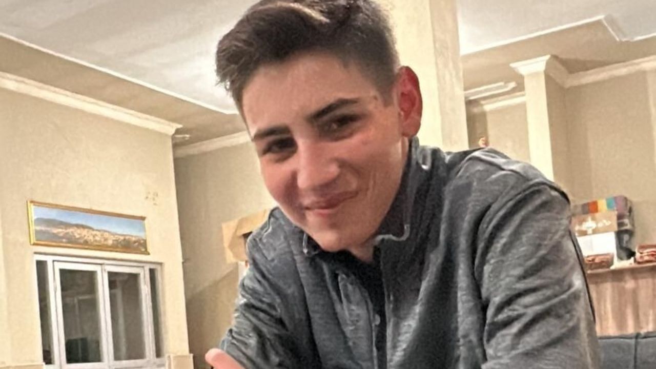 Beyşehir'de Kayıp 15 Yaşındaki B.İ. İçin 20 Saattir Süren Arama