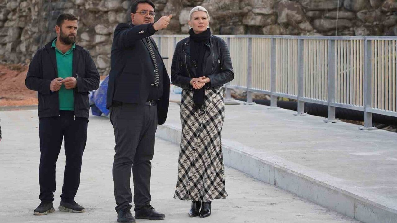 Bilecik Belediye Başkanı Subaşı Hamsu Köprüsü’nde İnceleme Yaptı
