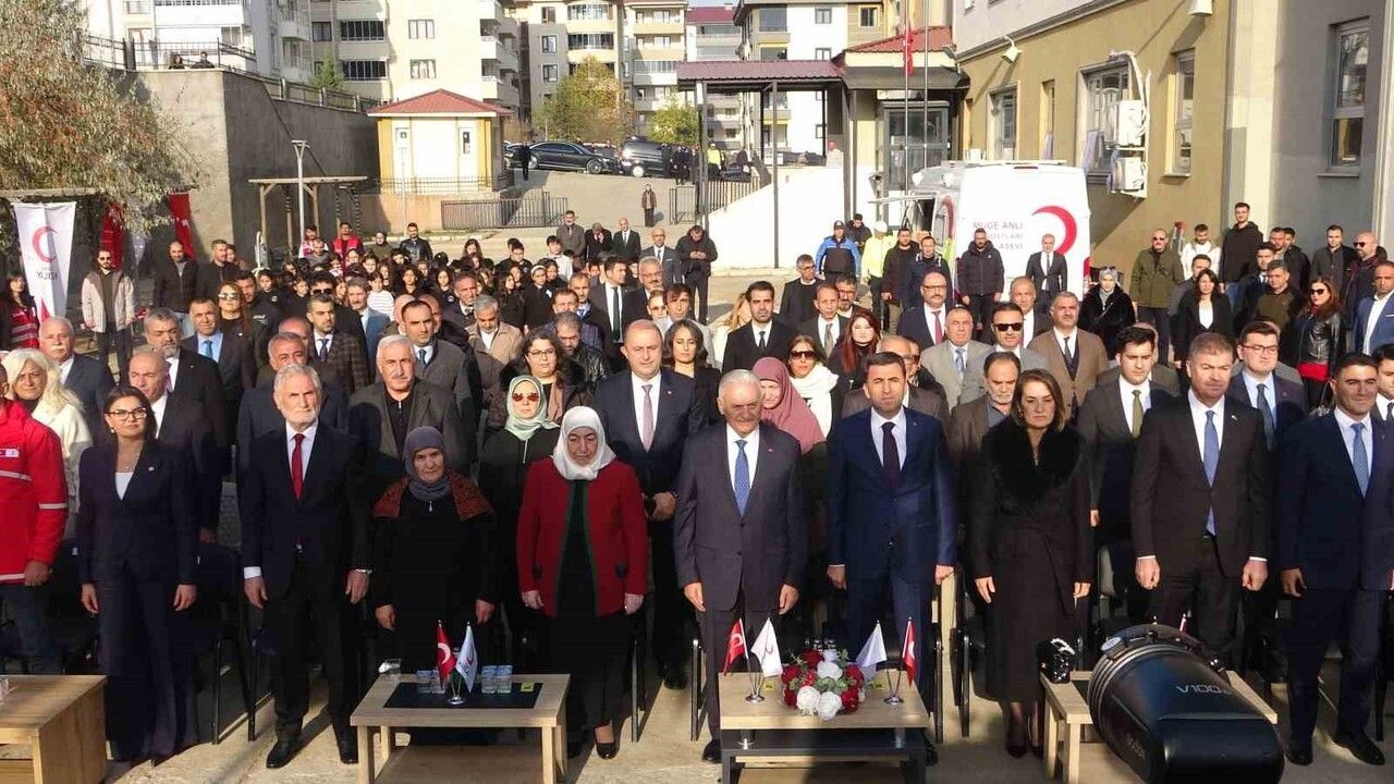 Binali Yıldırım: Önümüzde Büyük Fırsat 'Terörsüz Türkiye'