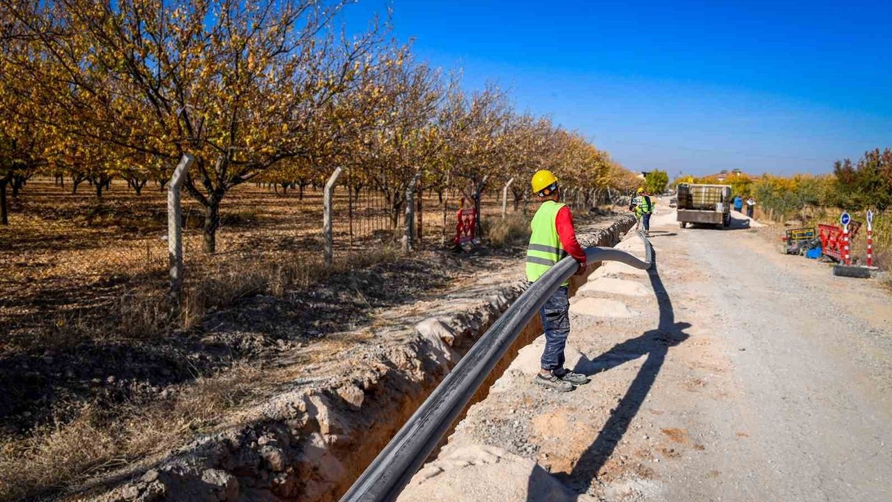 Bindal Mahallesi'nde 38 Yıllık Su Şebekesi Yenileniyor