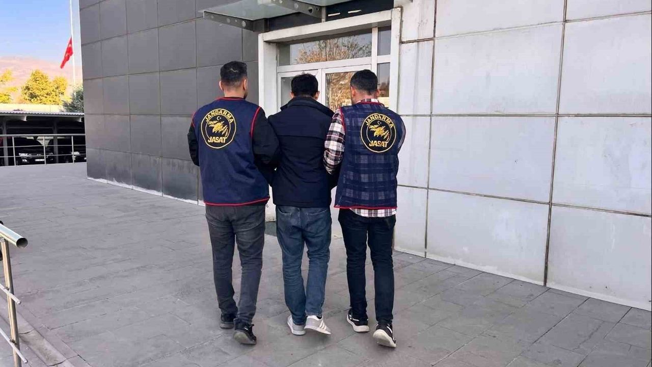 Bingöl'de 9 yıl 10 ay kesinleşmiş hapisle aranan şahıs yakalandı