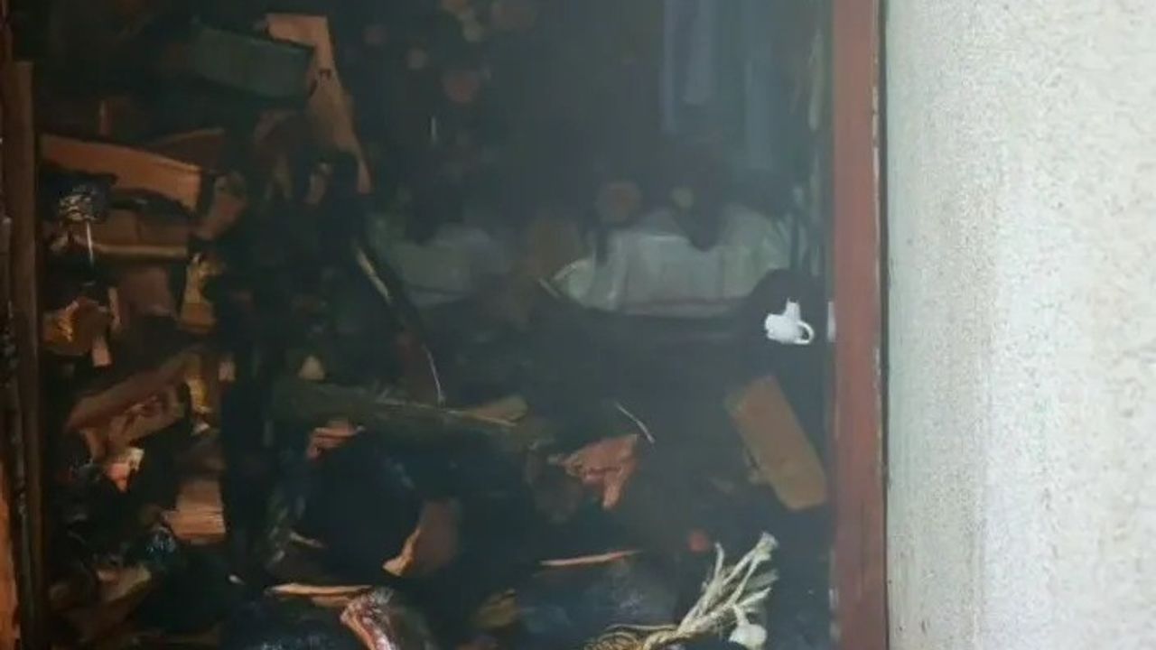 Boyabat’ta Odunluk Yangını, İtfaiye Müdahalesiyle Büyümeden Söndürüldü