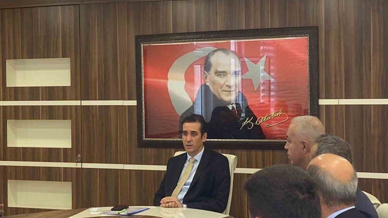 Bozyazı'da Sahipsiz Sokak Hayvanları İçin Koordinasyon Toplantısı