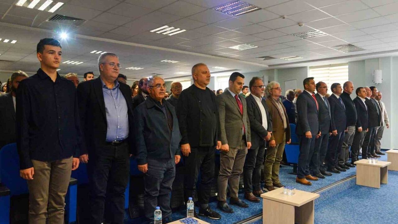 BŞEÜ Tarih Bölümü açılış dersi: Prof. Dr. Çağrı Erhan küresel jeopolitiği değerlendirdi