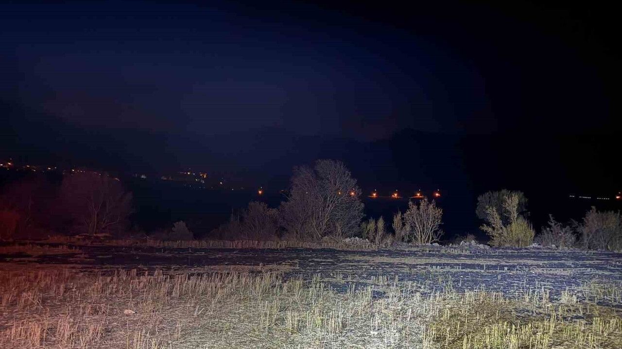 Bucak'ta Arazide Yangın Söndürüldü: Kestel Köyü Yakınlarında Müdahale