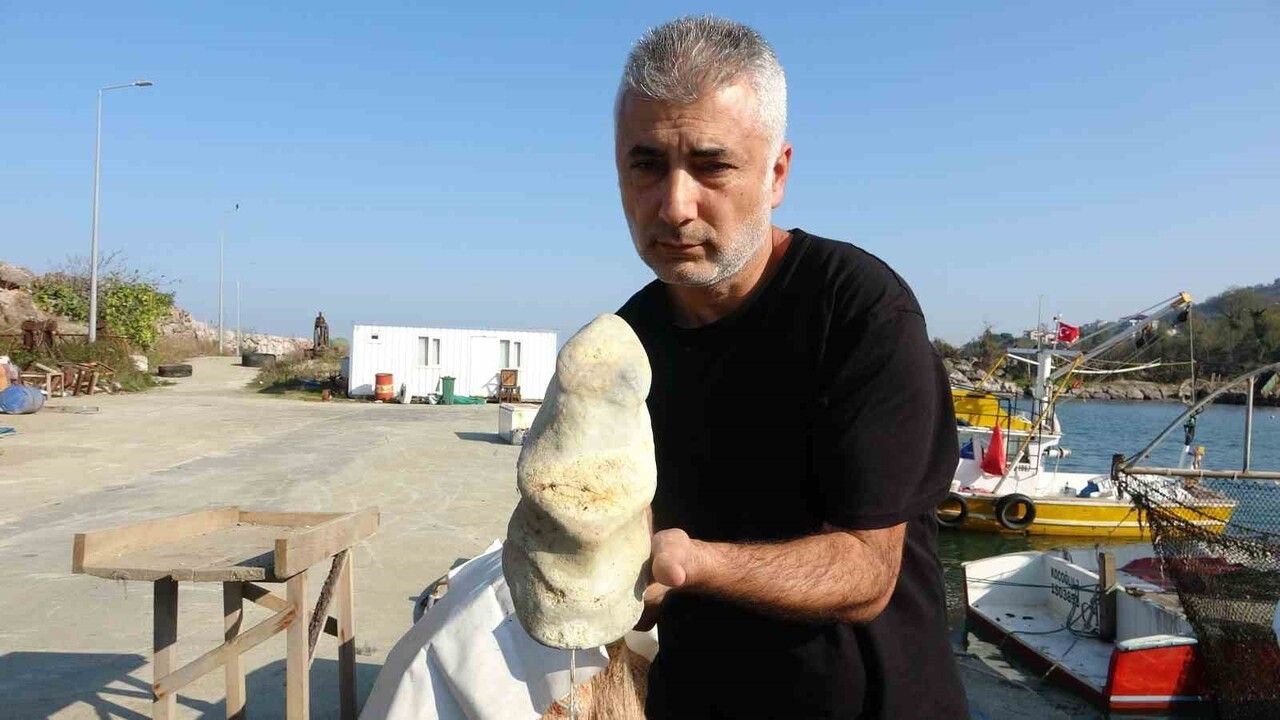 Bulancak'ta Ağlara Takılan 'At Ayağı' Heykel Parçası Balıkçıları Şaşırttı