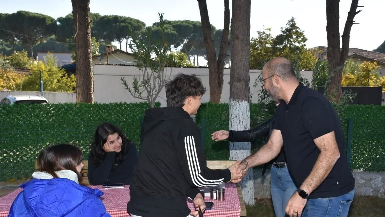 Burak Zencirci Germencik'te: Kahvaltı Evi ve Selatin Köy Pazarı Ziyareti