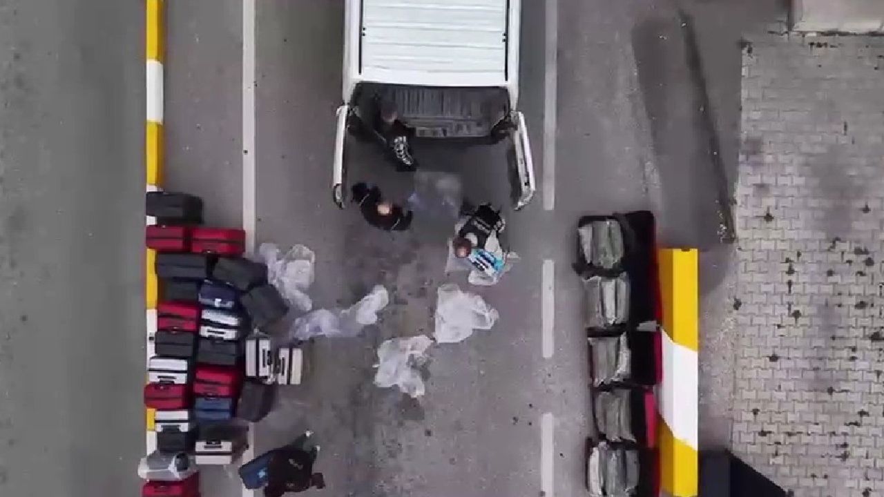 Burdur'da 36 kilo 150 gram skunk ele geçirildi — 3 şüpheli tutuklandı