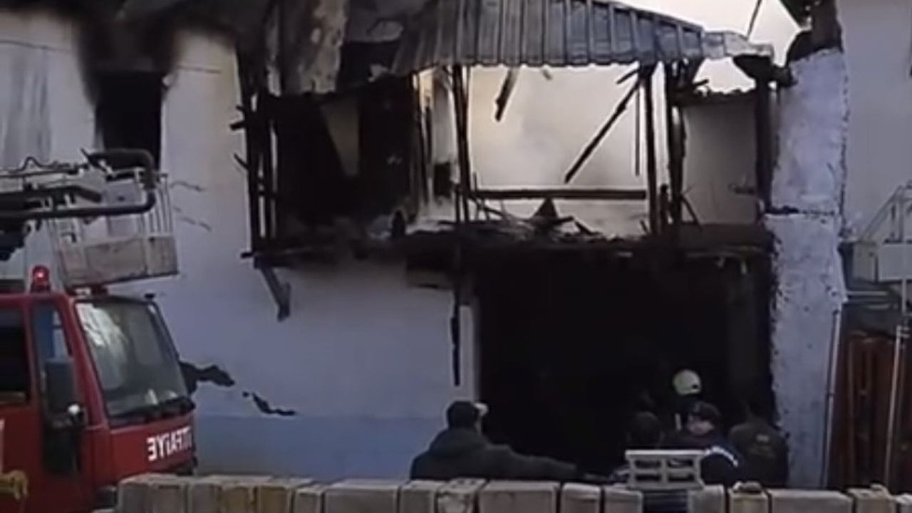 Burdur Yeşilova'da Elektrikli Sobadan Çıkan Yangın: Yaşlı Çift Hayatını Kaybetti