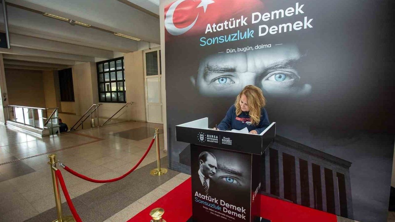 Bursa'da Atatürk'e Özlem Anı Defterlerinde — 87. Yıl