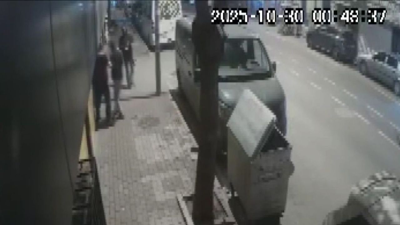 Bursa'da 'Müsaade İsteyip' Pompalı Tüfekle Restorana Ateş: Anbean Kamerada