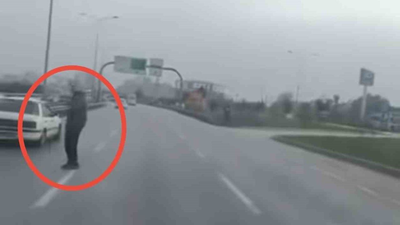 Bursa'da Ölüme Davetiye: Yakın Çevre Yolu'nda Tehlikeli Yaya Geçişi