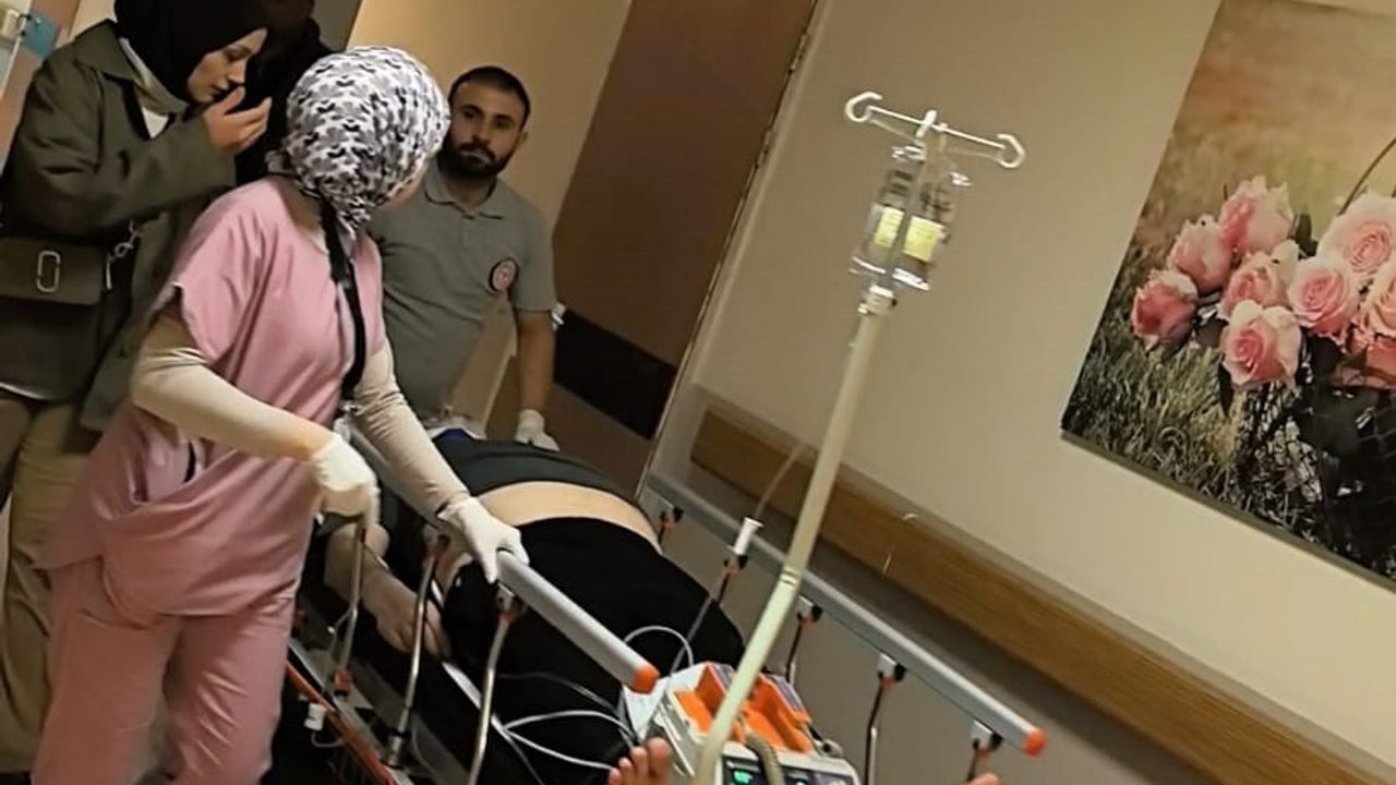 Bursa İnegöl'de Kiraz Ağacına Çıkarken Merdivenden Düşen Adam Ağır Yaralandı