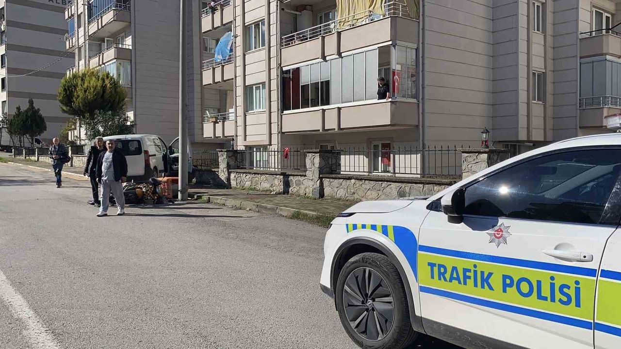 Bursa Mudanya’da Eğitim Pistinde Kaza: Ehliyetsiz Sürücü Kurye Özgür Akar’ı Yaraladı