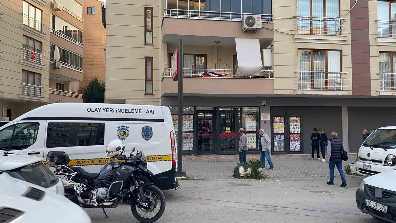 Bursa Mudanya'da Eski Eşini Markette Bıçakladı: Şüpheli Teslim Oldu