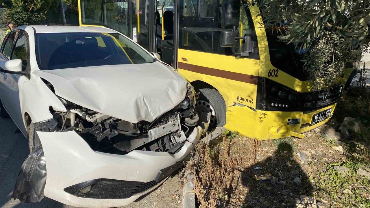 Bursa Mudanya'da Trafik Kazası: Uzman Çavuş Yaralandı