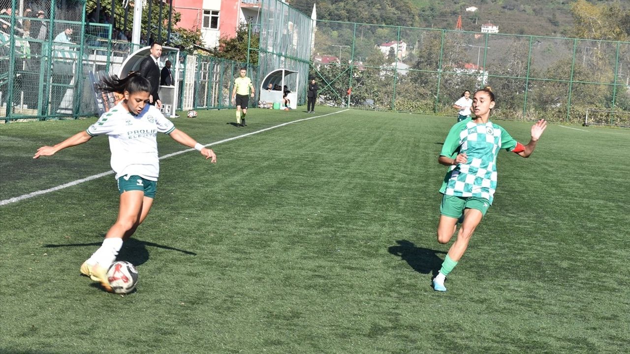 Çekmeköy Bilgidoğa, Prolift Giresun'u 2-1 Yendi — Turkcell Kadın Futbol Süper Ligi 6. Hafta