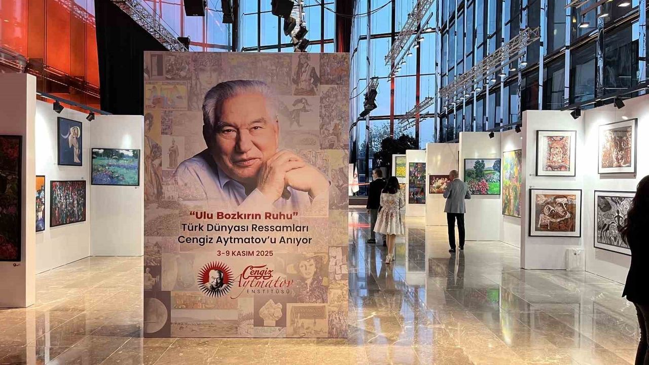 Cengiz Aytmatov Enstitüsü’nden 'Ulu Bozkırın Ruhu' Sergisi İstanbul'da Açıldı