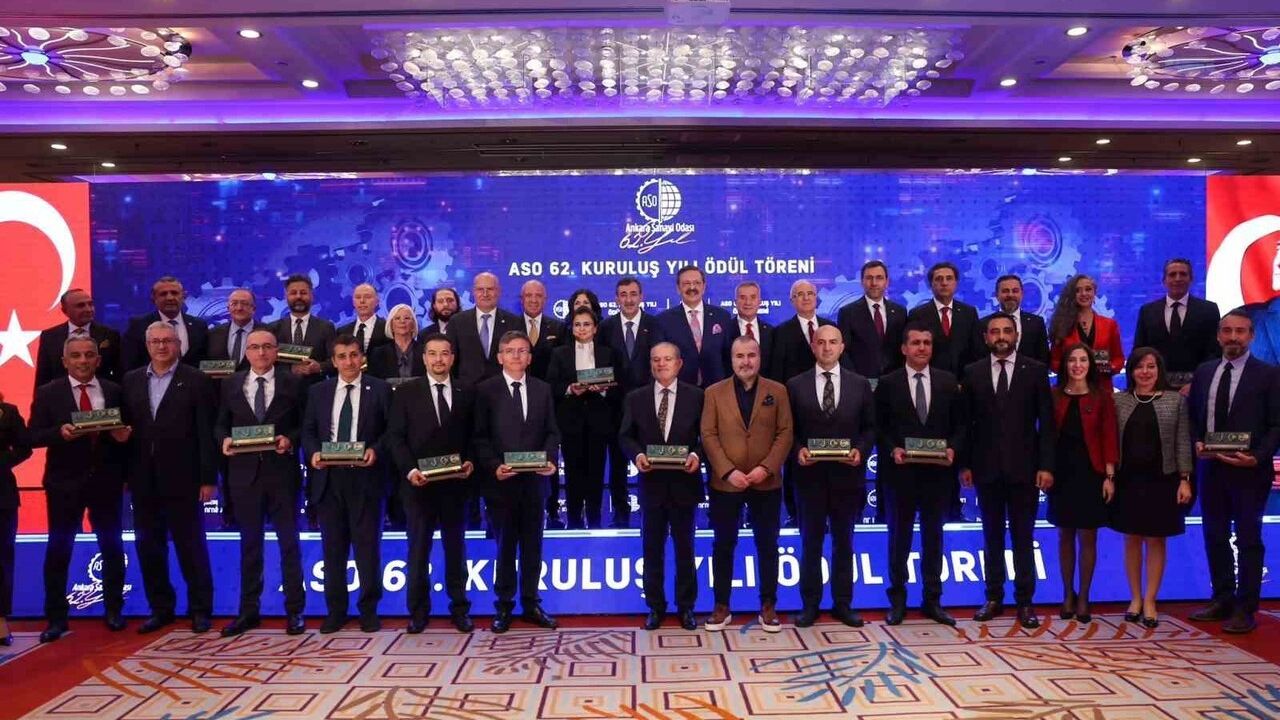 Cevdet Yılmaz: Enflasyon Yeniden Düşüş Eğilimine Girdi