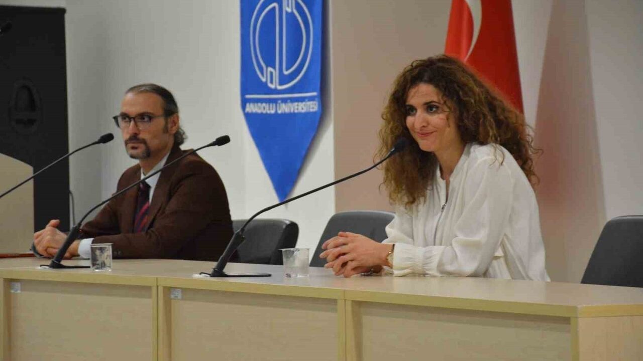 Çocuk Hakları Semineri: Anadolu Üniversitesi Eğitim Fakültesi'nde Güncel Gelişmeler